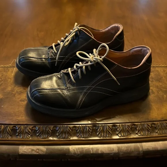 Y2K Alfani Size 9 M Shoes Made in Italy Brown/Black Leather Rubber Sole Comfort ALFANI Mens Brown Cushioned Comfort Elston Almond Toe  main image 4